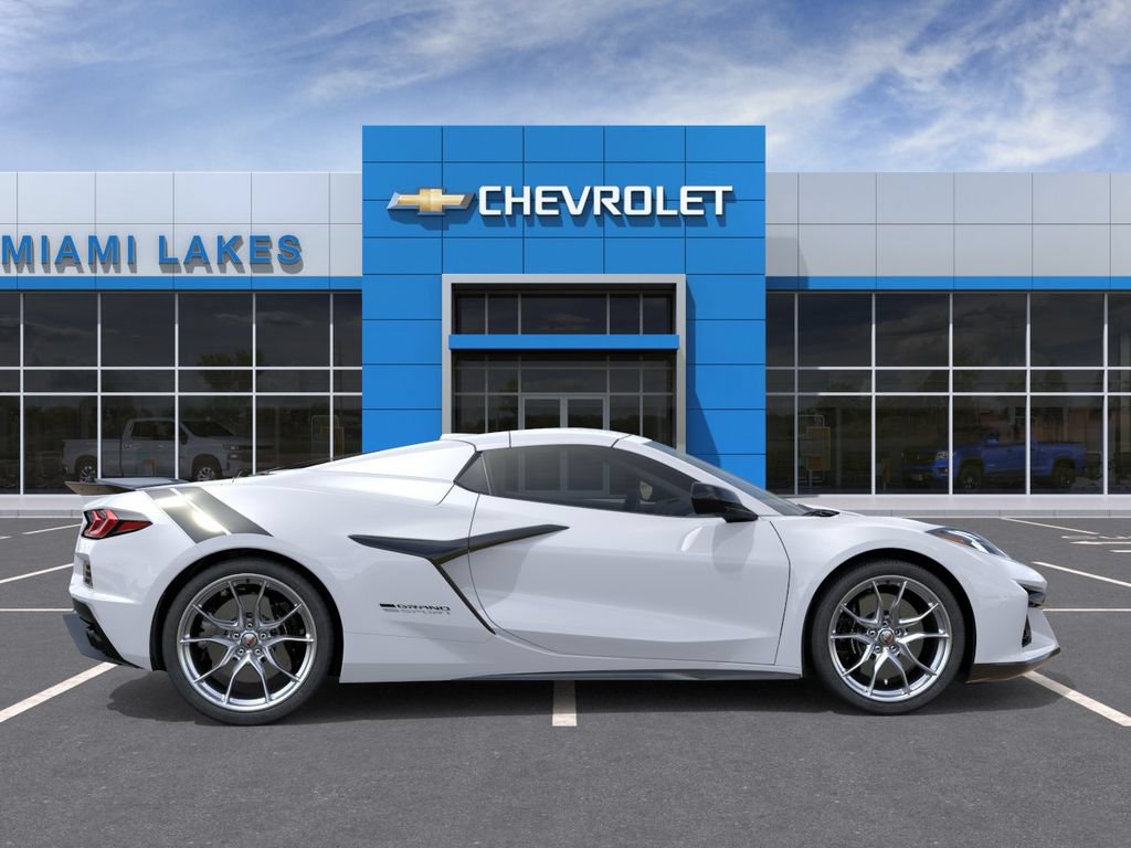 New 2027 Chevrolet Corvette Grand Sport w/ Z52 Sport Performance Package RWD image 5