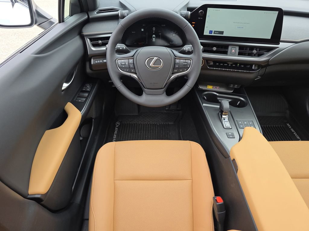 New 2026 Lexus UX 300h AWD image 18