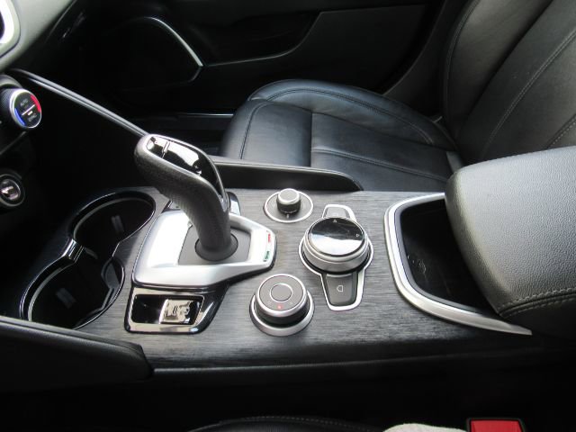 Used 2023 Alfa Romeo Giulia Sprint image 40