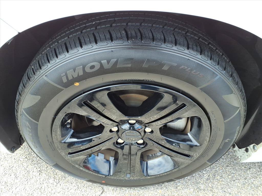 Used 2023 Dodge Charger SXT RWD image 10