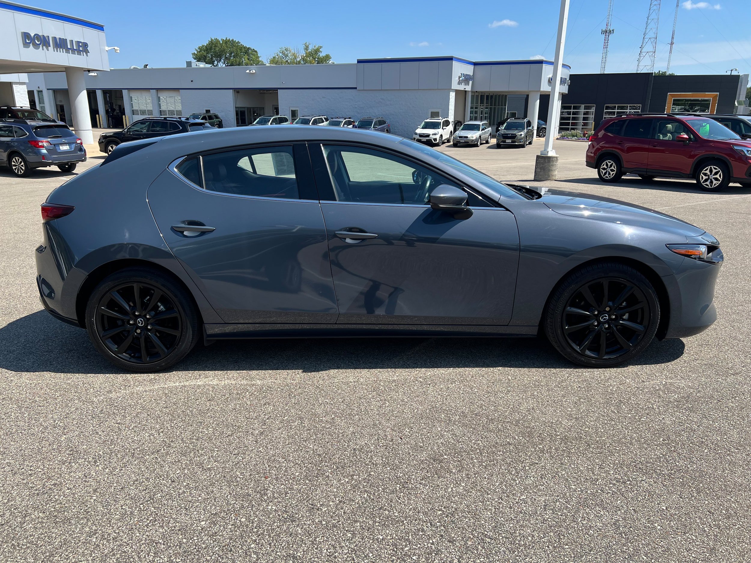 Used 2021 MAZDA MAZDA3 s FWD image 8