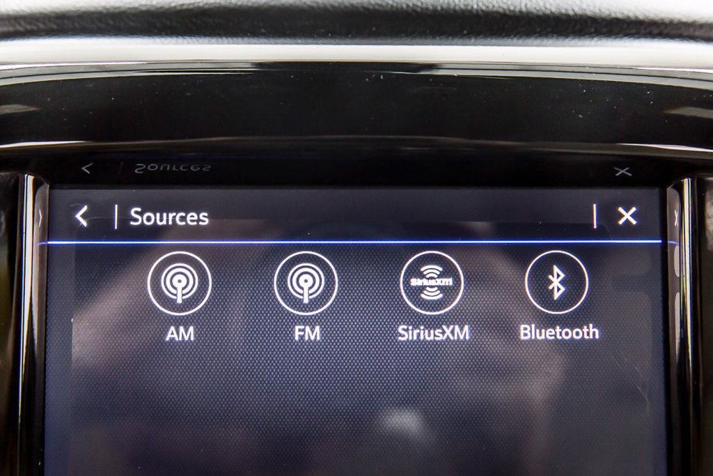 Used 2023 Chevrolet Traverse LS w/ LPO, Cargo Package FWD image 21