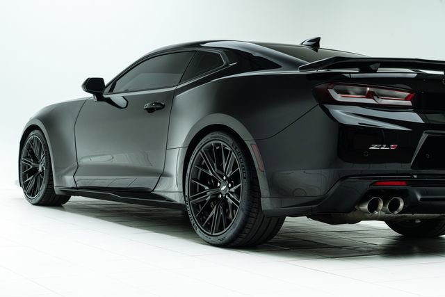 Used 2018 Chevrolet Camaro ZL1 image 19