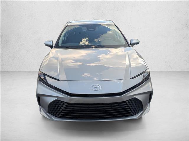 Used 2025 Toyota Camry LE FWD image 2