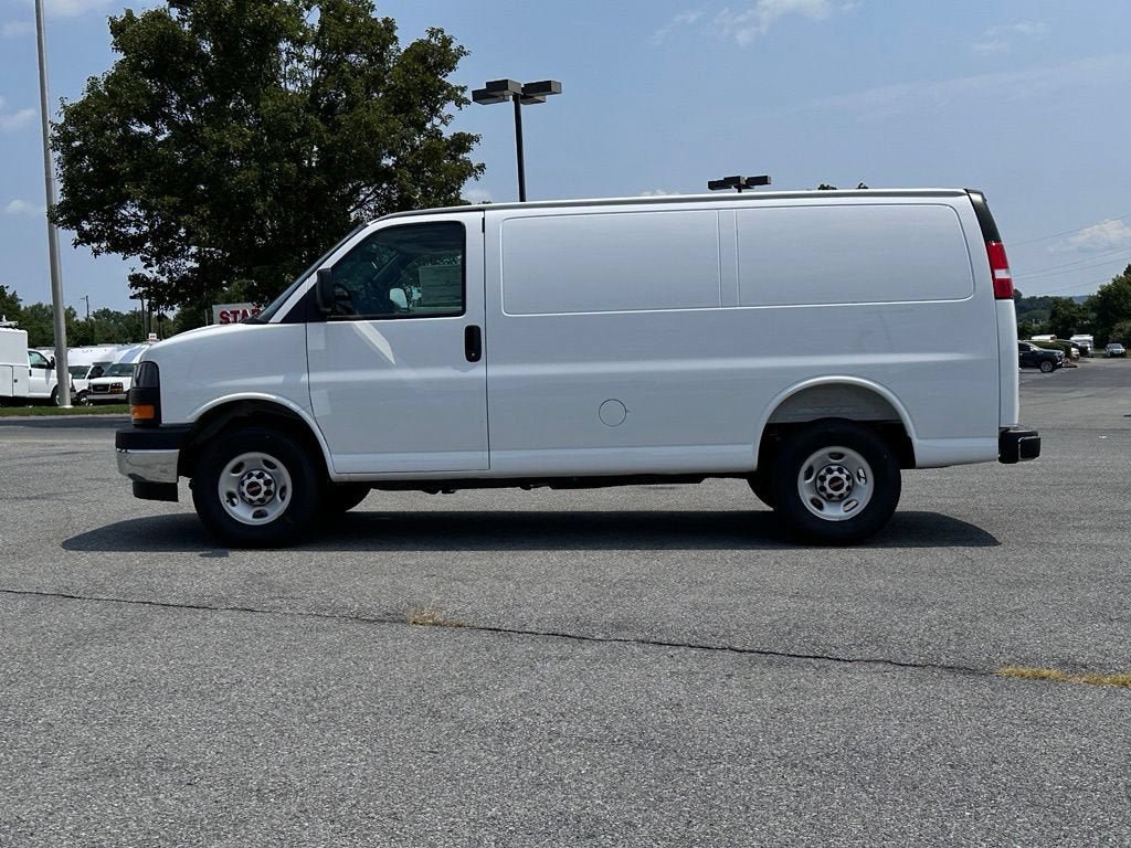 New 2026 GMC Savana 2500 w/ Driver Convenience Package RWD image 6