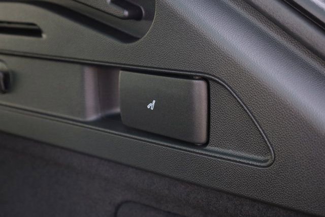 New 2025 Maserati Grecale Modena image 33