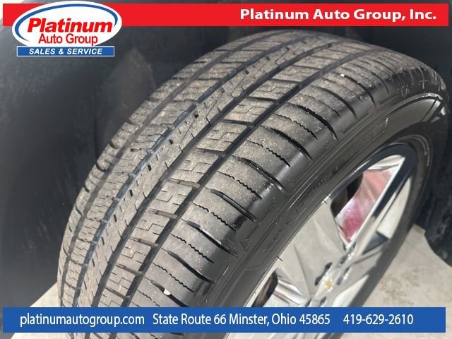 Used 2016 Chevrolet Equinox LT w/ Convenience Package image 40