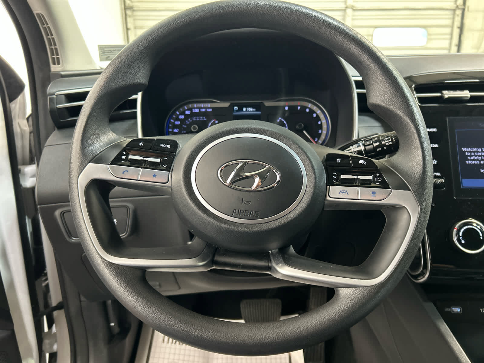 Used 2023 Hyundai Tucson SEL AWD/4WD image 8