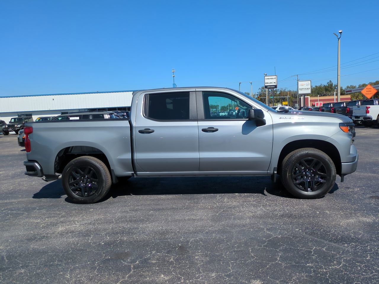 New 2026 Chevrolet Silverado 1500 Custom image 3