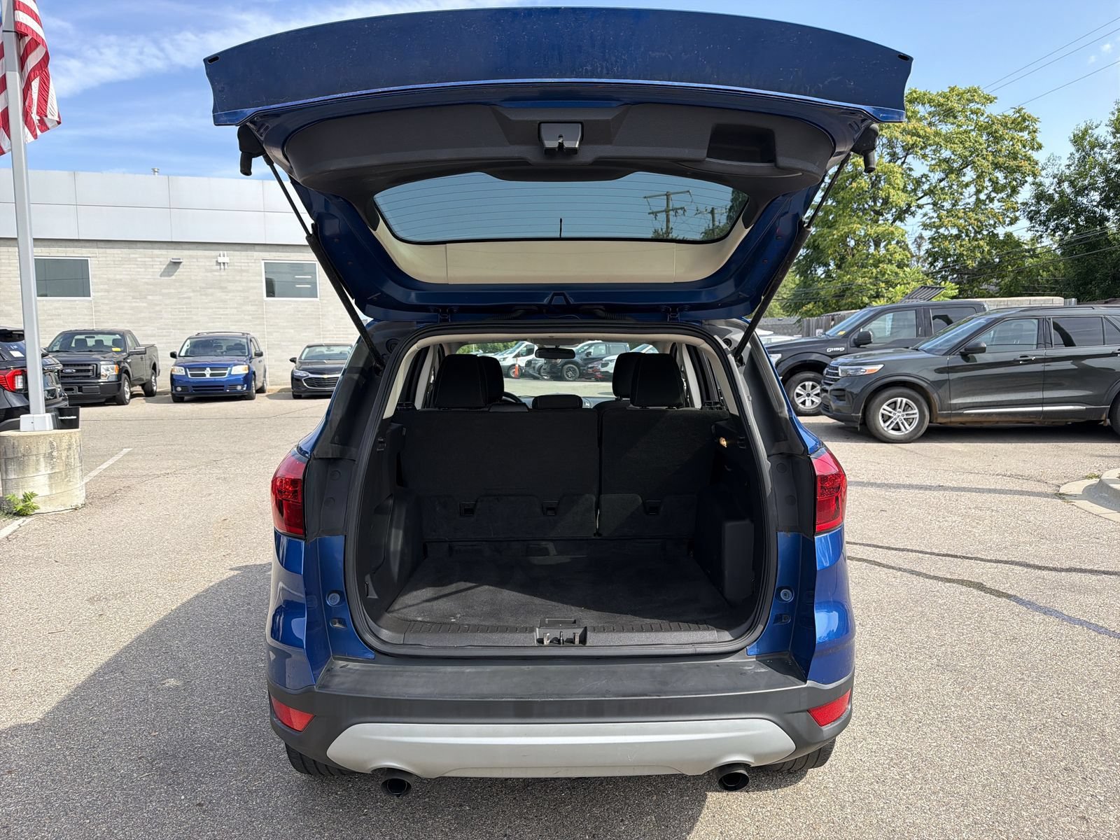 Used 2019 Ford Escape SE AWD/4WD image 34