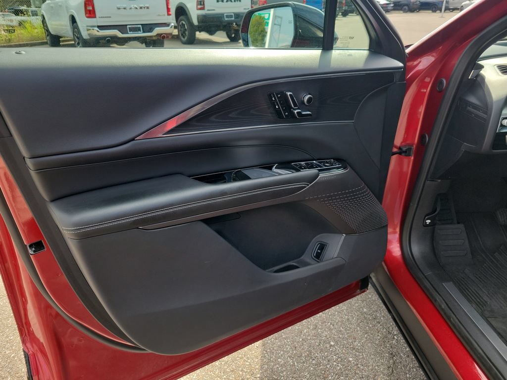 Used 2024 Cadillac Lyriq Sport w/ LPO, Floor Liner Package AWD/4WD image 19