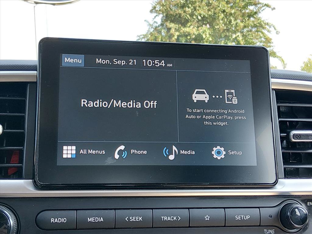 Used 2024 Hyundai Venue SEL FWD image 19