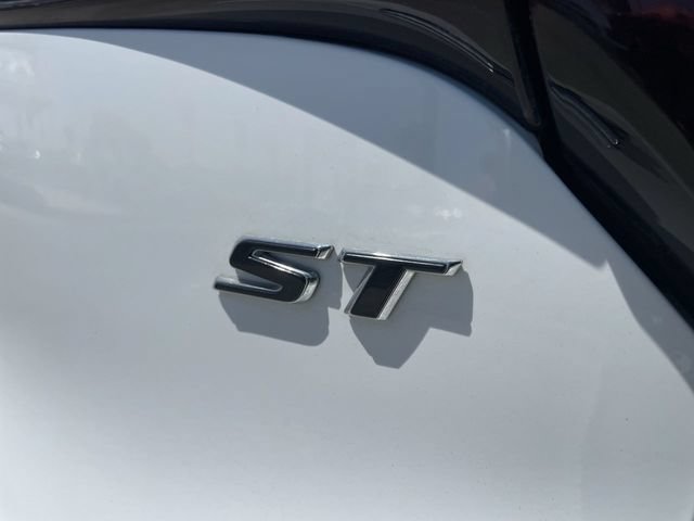 Used 2024 Buick Encore GX Sport Touring FWD image 30