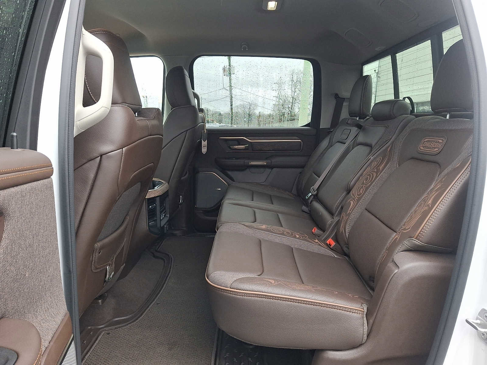 Used 2025 RAM 1500 Limited image 10