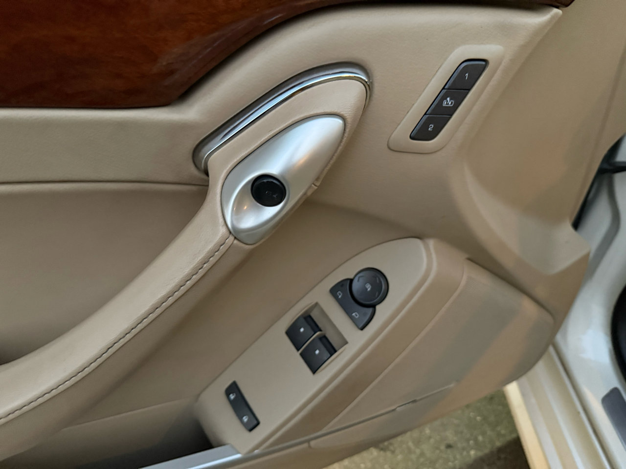 Used 2014 Cadillac CTS Premium image 36