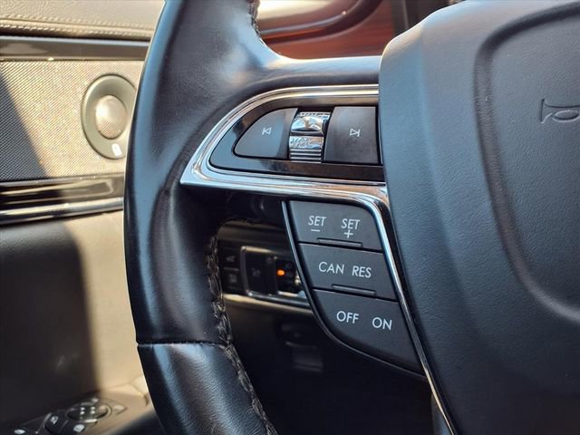Certified 2023 Lincoln Nautilus Reserve w/ Luxury Package image 12