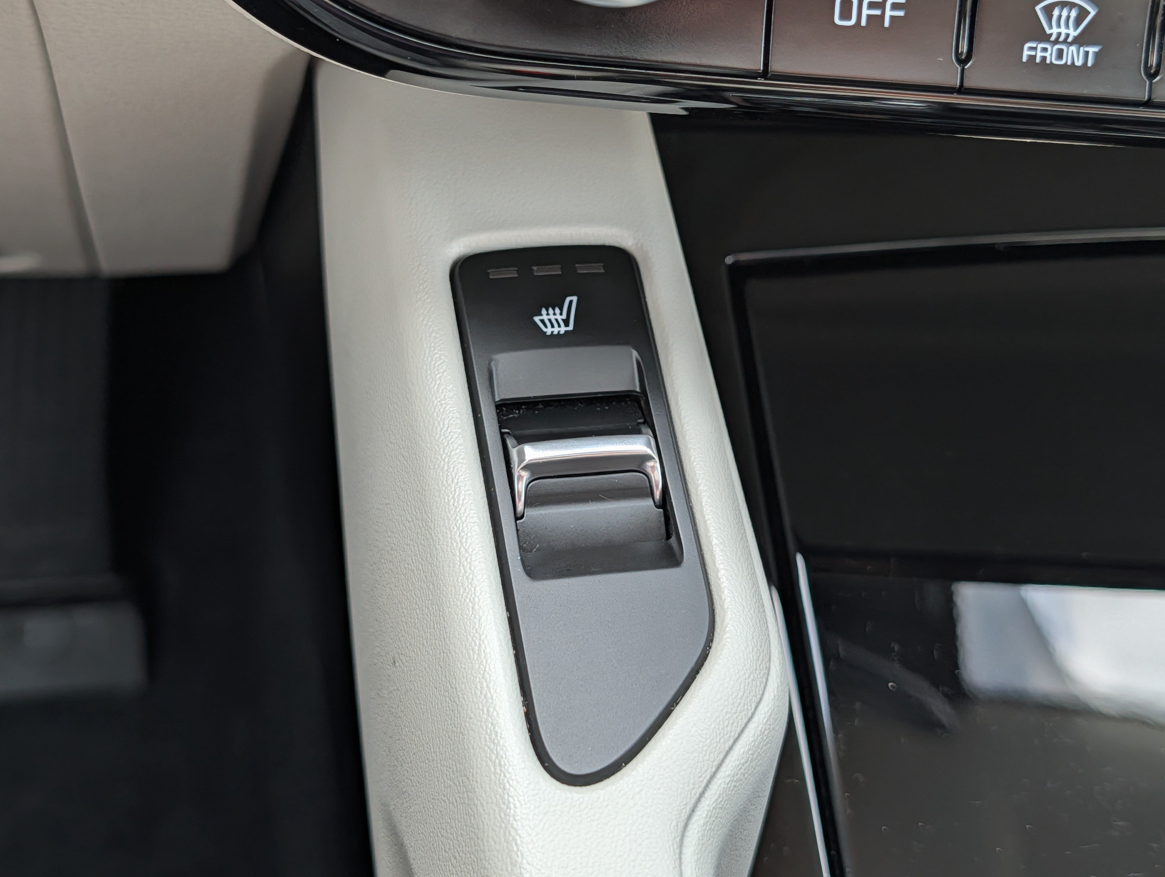 Certified 2023 Kia Telluride S w/ S Sunroof Package AWD/4WD image 28