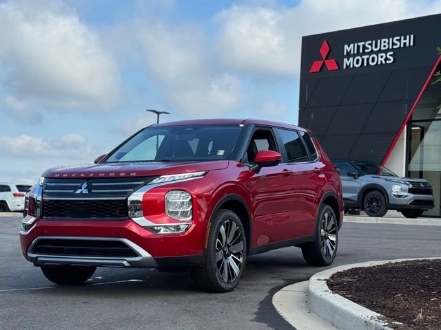 New 2025 Mitsubishi Outlander SE image 7