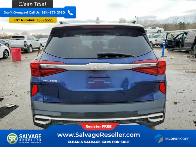 Used 2023 Kia Seltos S w/ Navigation Package FWD image 8