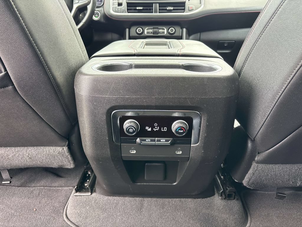Used 2023 Chevrolet Suburban RST AWD/4WD image 13