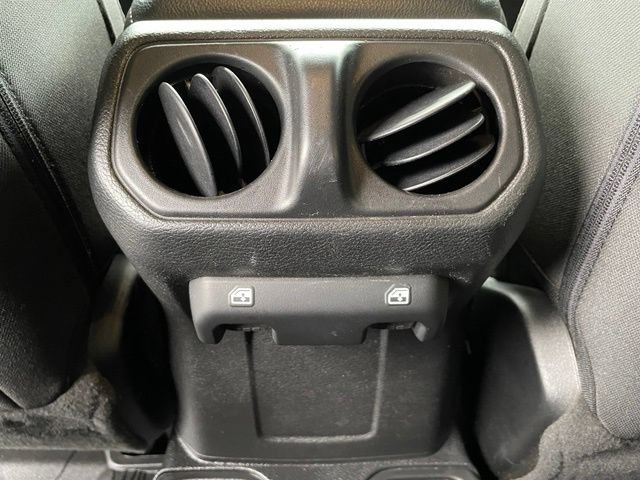 Used 2023 Jeep Gladiator Sport AWD/4WD image 23