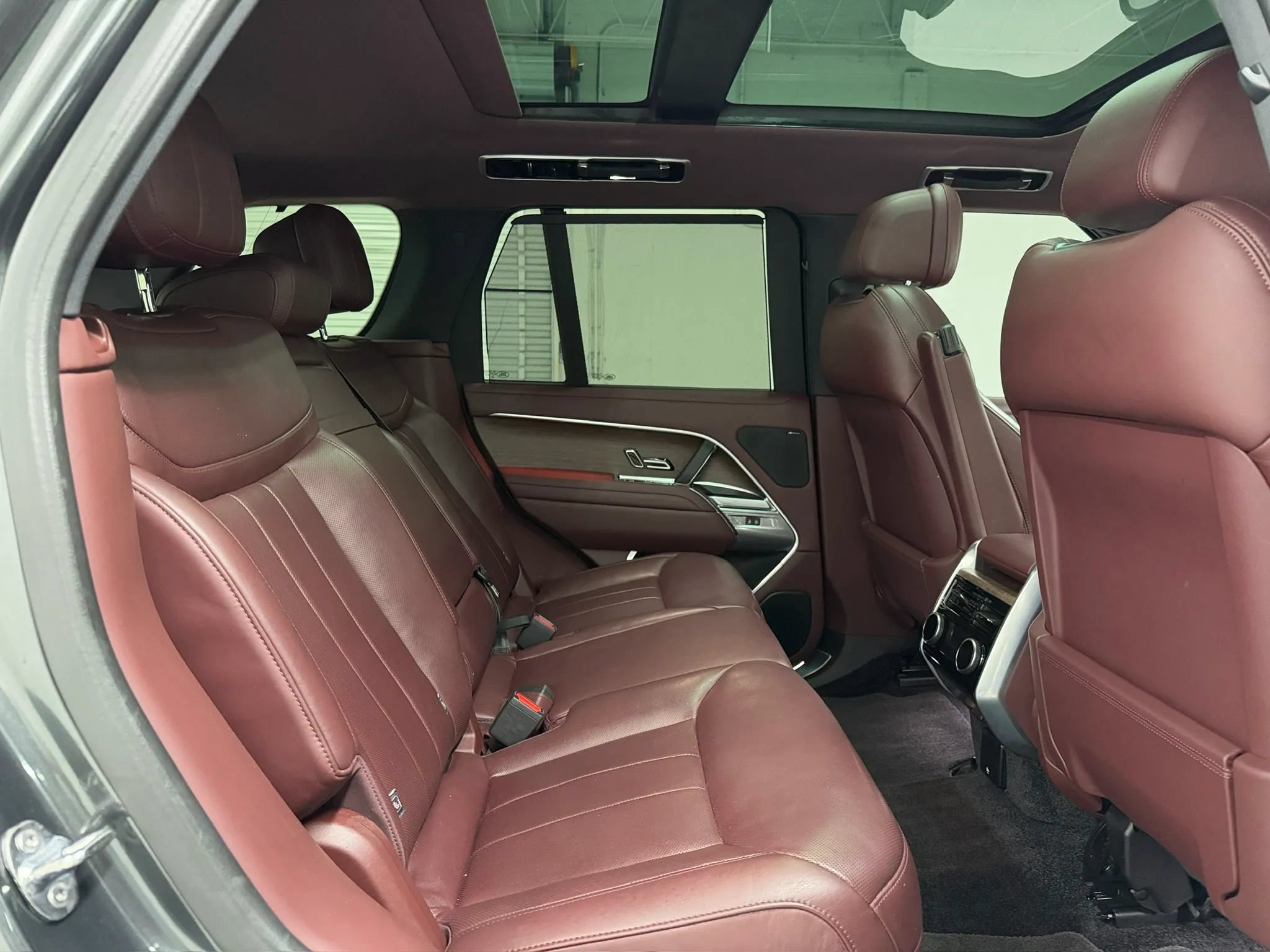 Used 2024 Land Rover Range Rover SE AWD/4WD image 65
