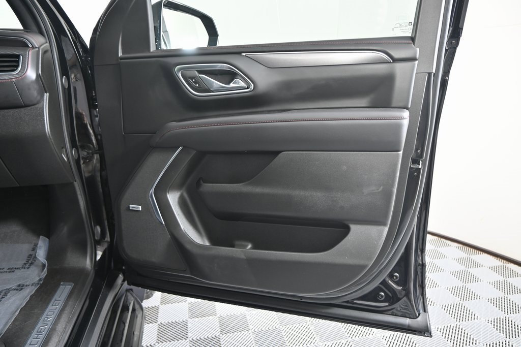 Used 2023 Chevrolet Tahoe RST w/ RST Performance Edition image 12