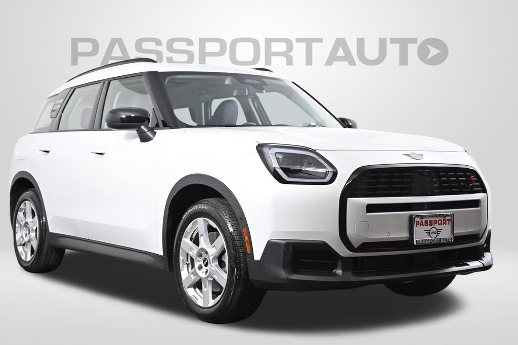 Used 2025 MINI Cooper Countryman S image 2