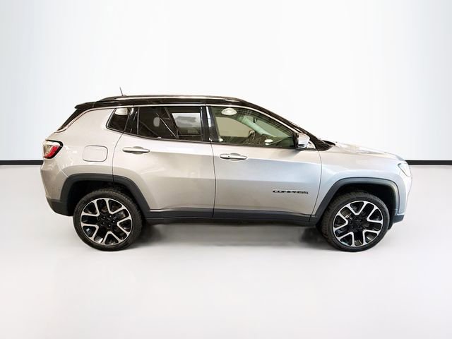 Used 2018 Jeep Compass Limited w/ Navigation Group AWD/4WD image 5