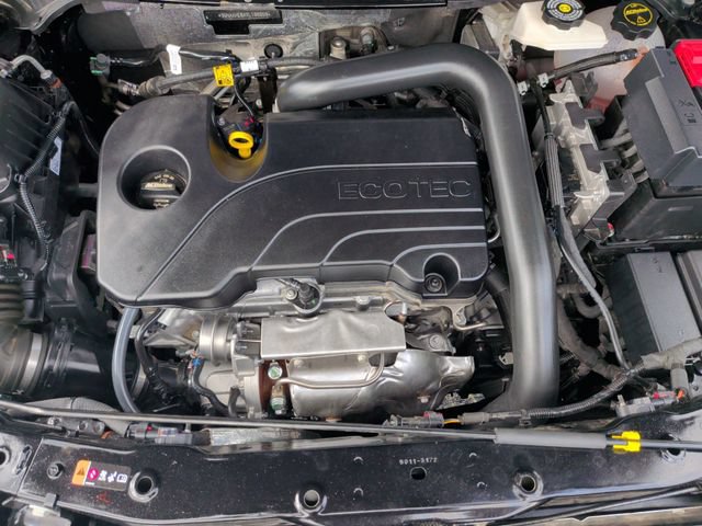 Used 2026 Chevrolet Equinox LT FWD image 33