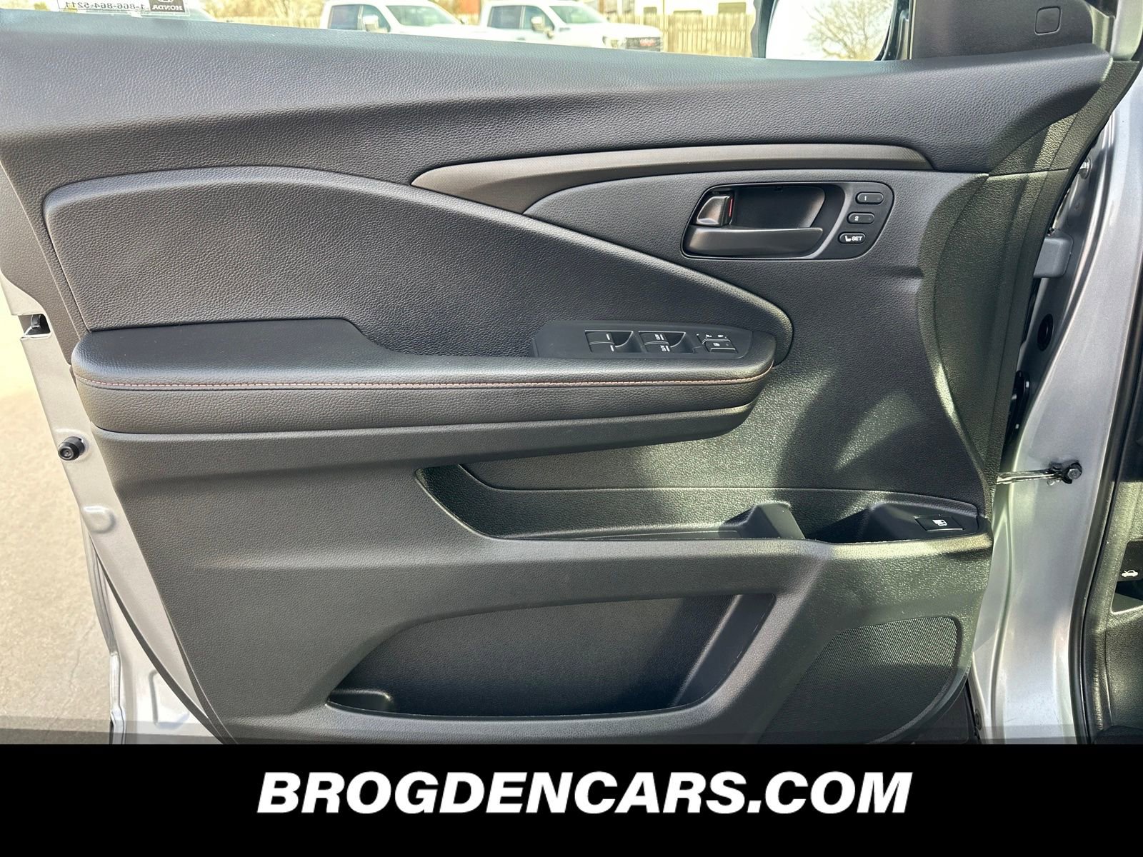 Used 2025 Honda Ridgeline TrailSport image 10