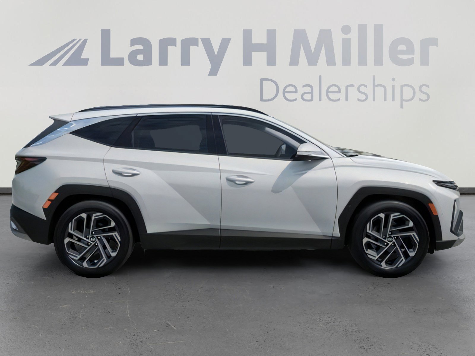 New 2026 Hyundai Tucson Limited AWD/4WD image 7