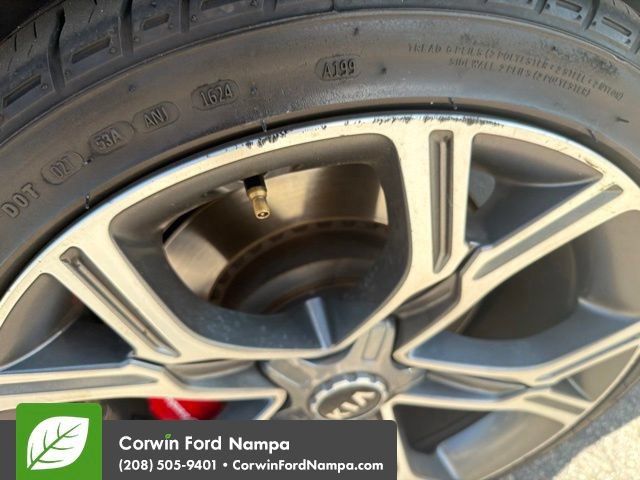 Used 2020 Kia Stinger GT2 AWD/4WD image 11