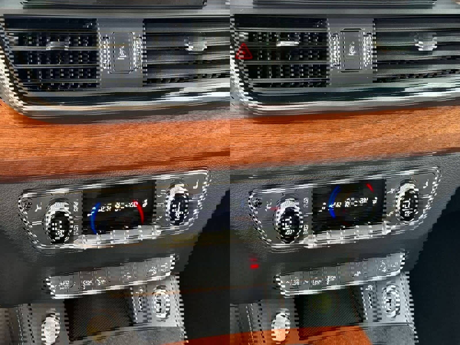 Used 2023 Audi Q5 2.0T Premium Plus image 23