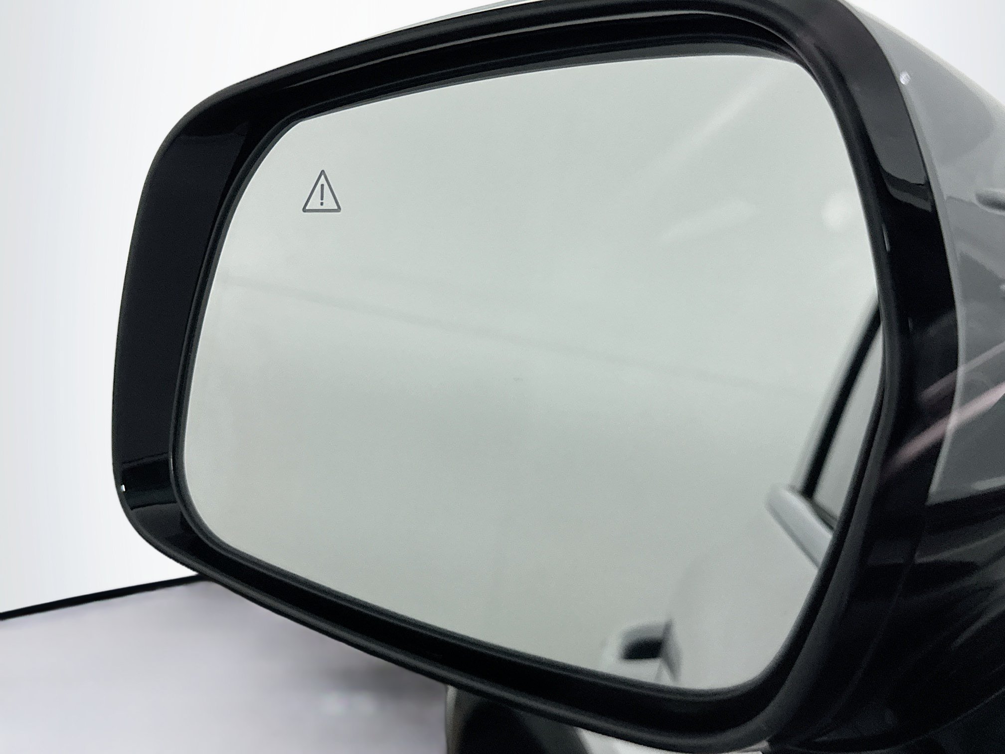 Used 2025 Kia Sorento LX FWD image 16