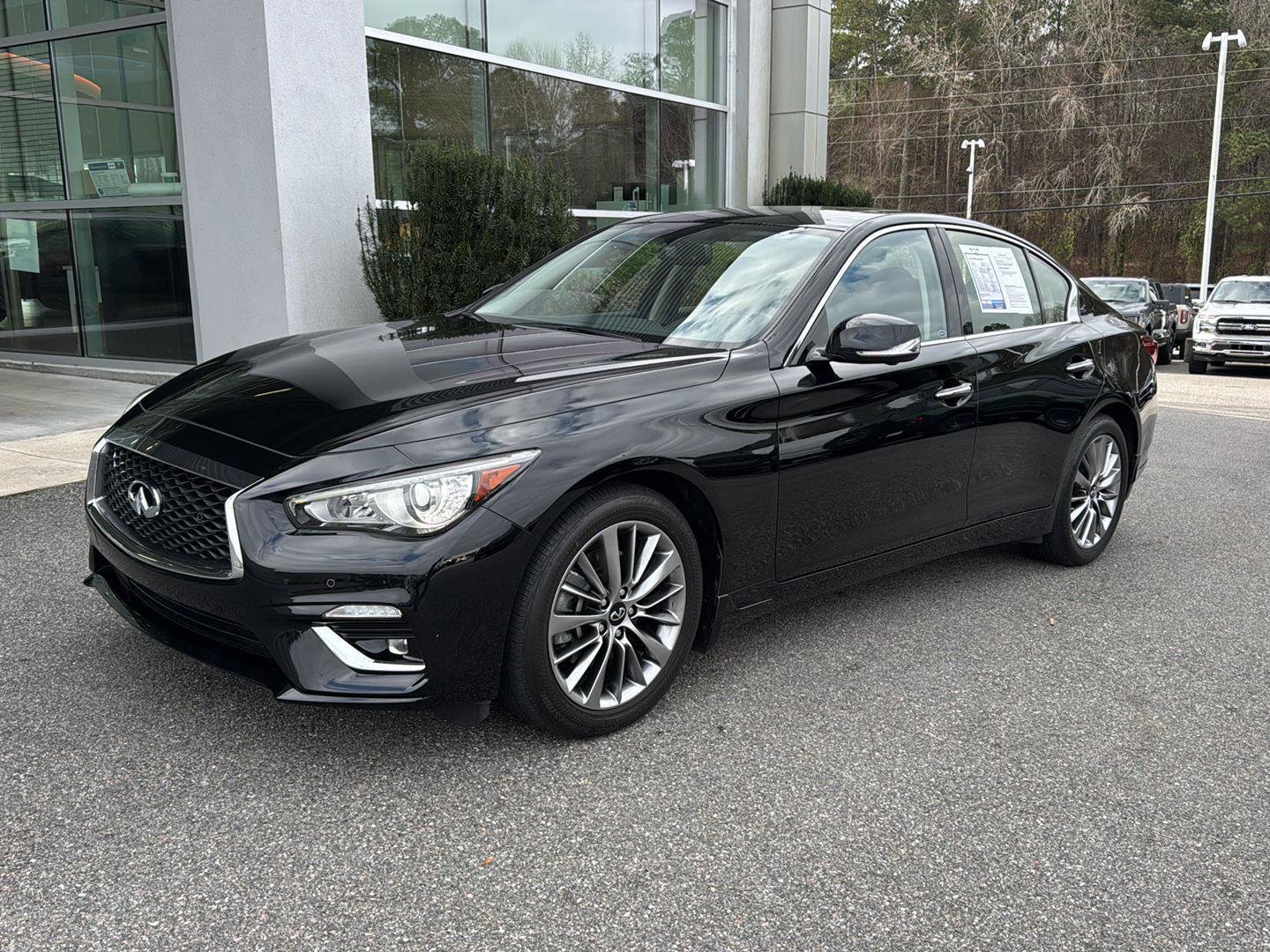 Used 2023 INFINITI Q50 Luxe w/ Cargo Package image 1