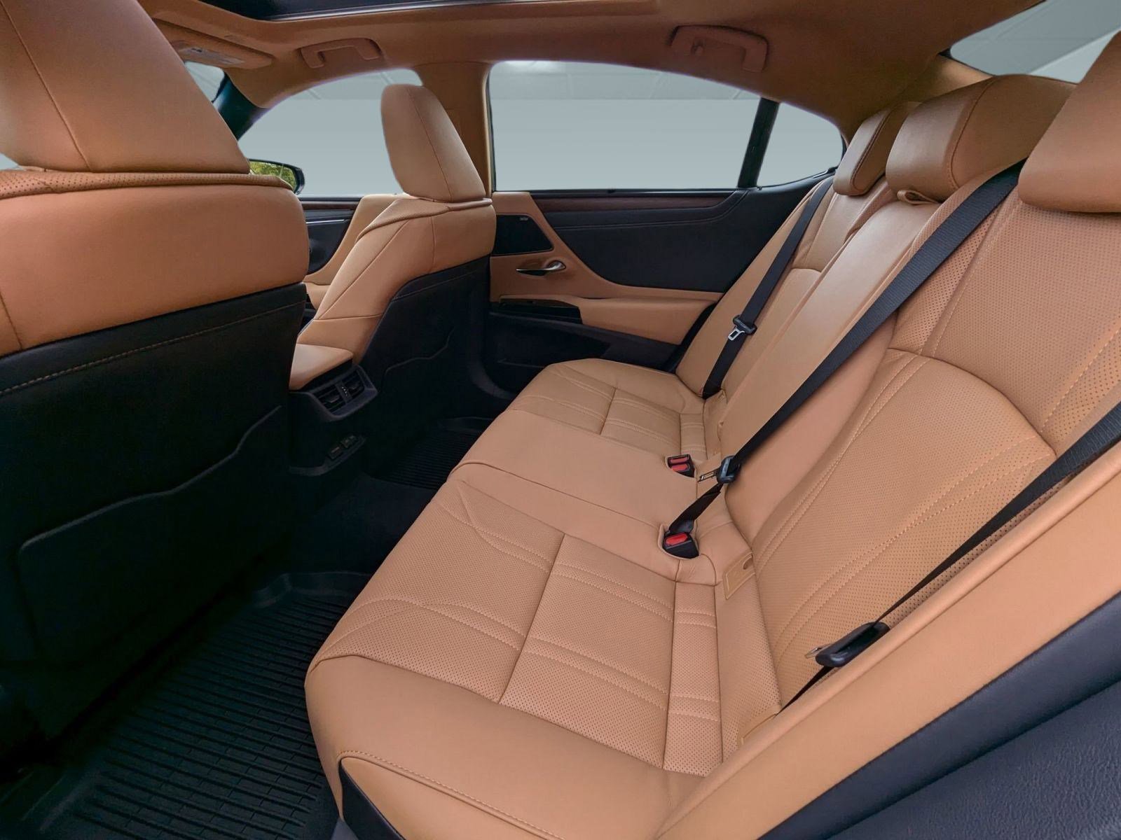 New 2025 Lexus ES 350 Ultra Luxury image 24