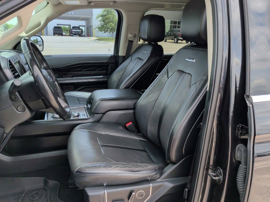 Used 2019 Ford Expedition Platinum image 13