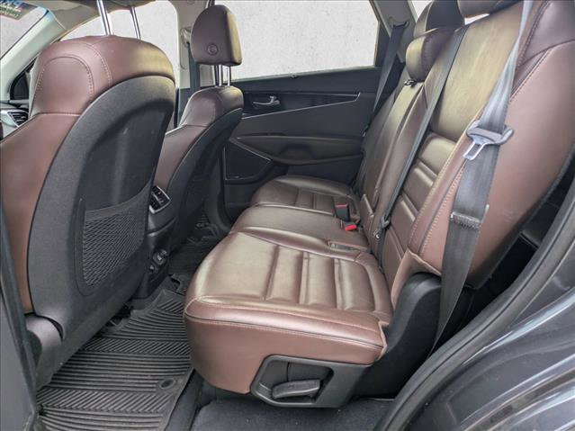 Used 2019 Kia Sorento SX w/ SX Touring Package image 17