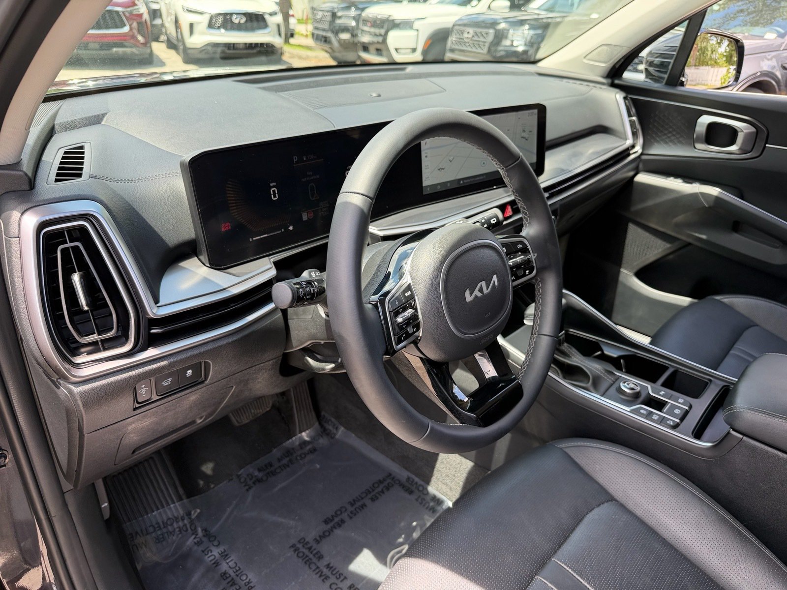 Used 2025 Kia Sorento EX FWD image 10