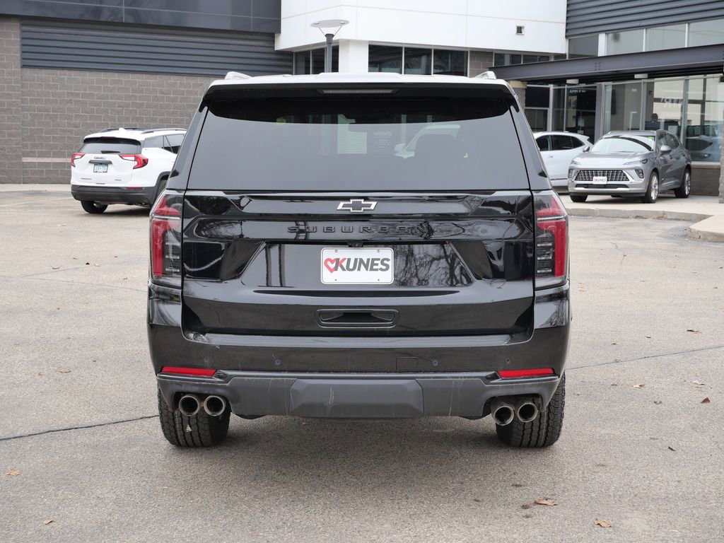Used 2025 Chevrolet Suburban Z71 image 8