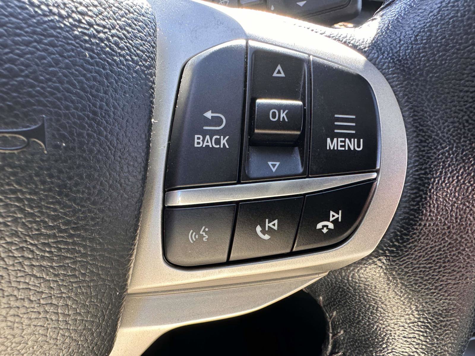 Used 2022 Ford Explorer Limited w/ Equipment Group 301A image 20