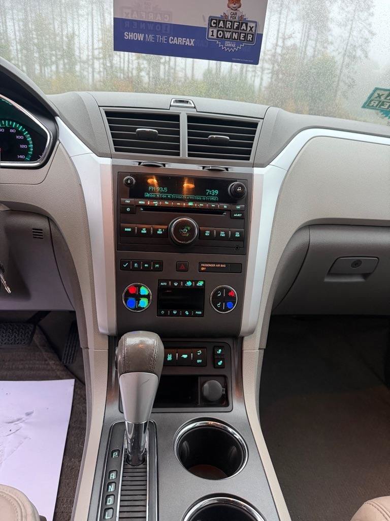 Used 2012 Chevrolet Traverse LT FWD image 12