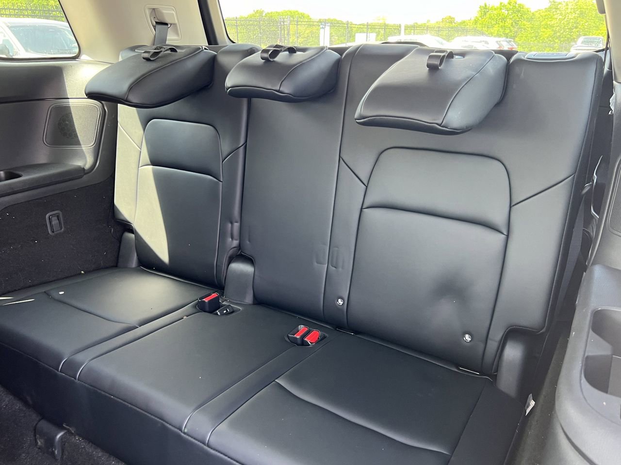 Certified 2023 Nissan Pathfinder Platinum w/ Black Appearance Package image 13