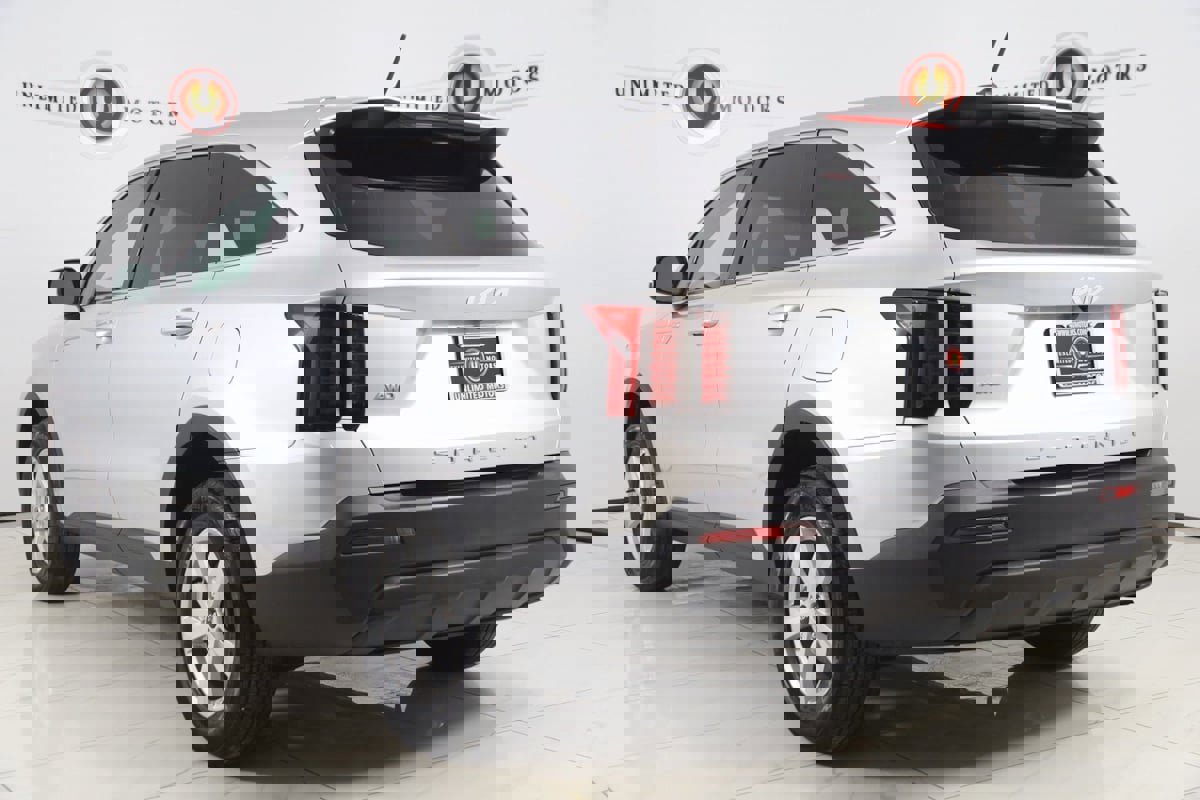 Used 2022 Kia Sorento LX image 4