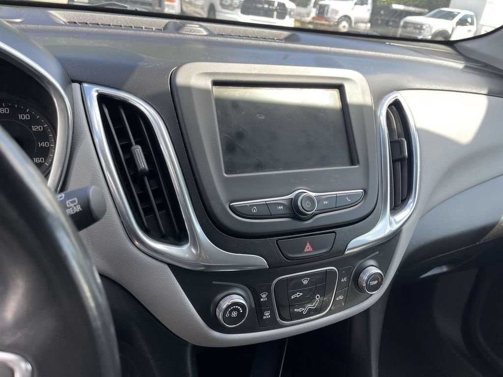 Used 2019 Chevrolet Equinox LT FWD image 12