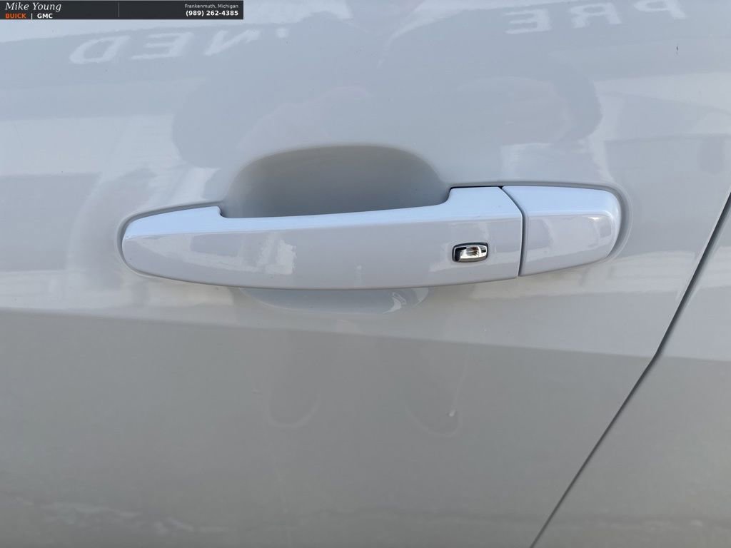 Used 2024 Chevrolet Malibu LT image 12