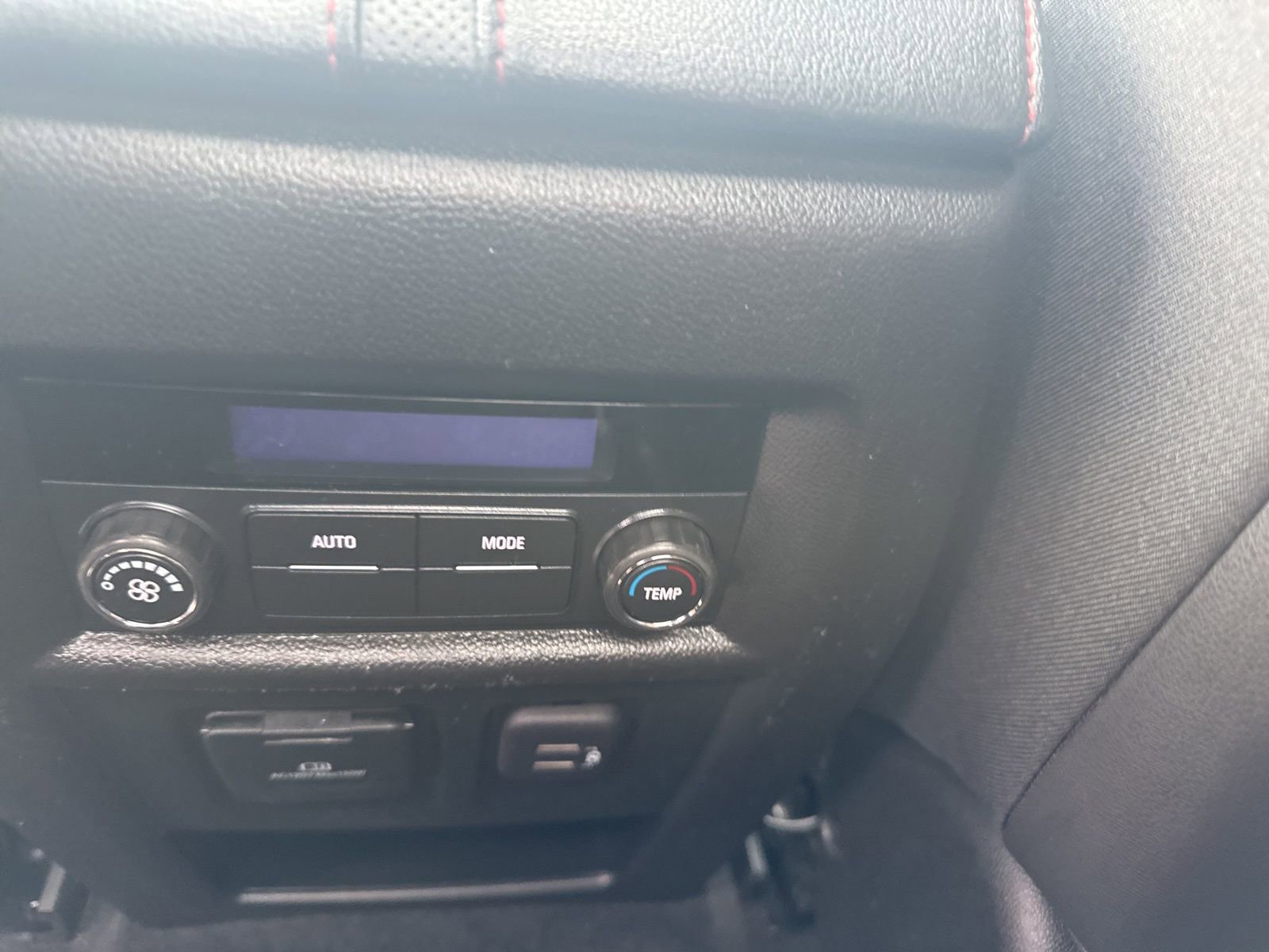 Used 2023 Chevrolet Traverse RS image 19