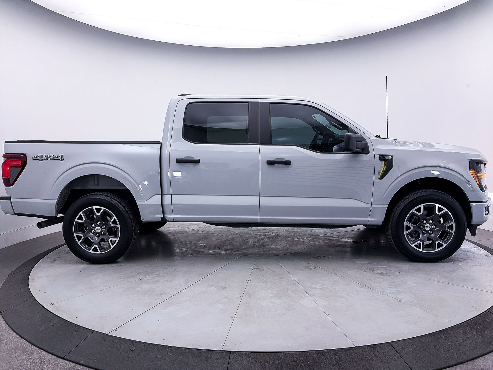 Used 2024 Ford F150 STX AWD/4WD image 37
