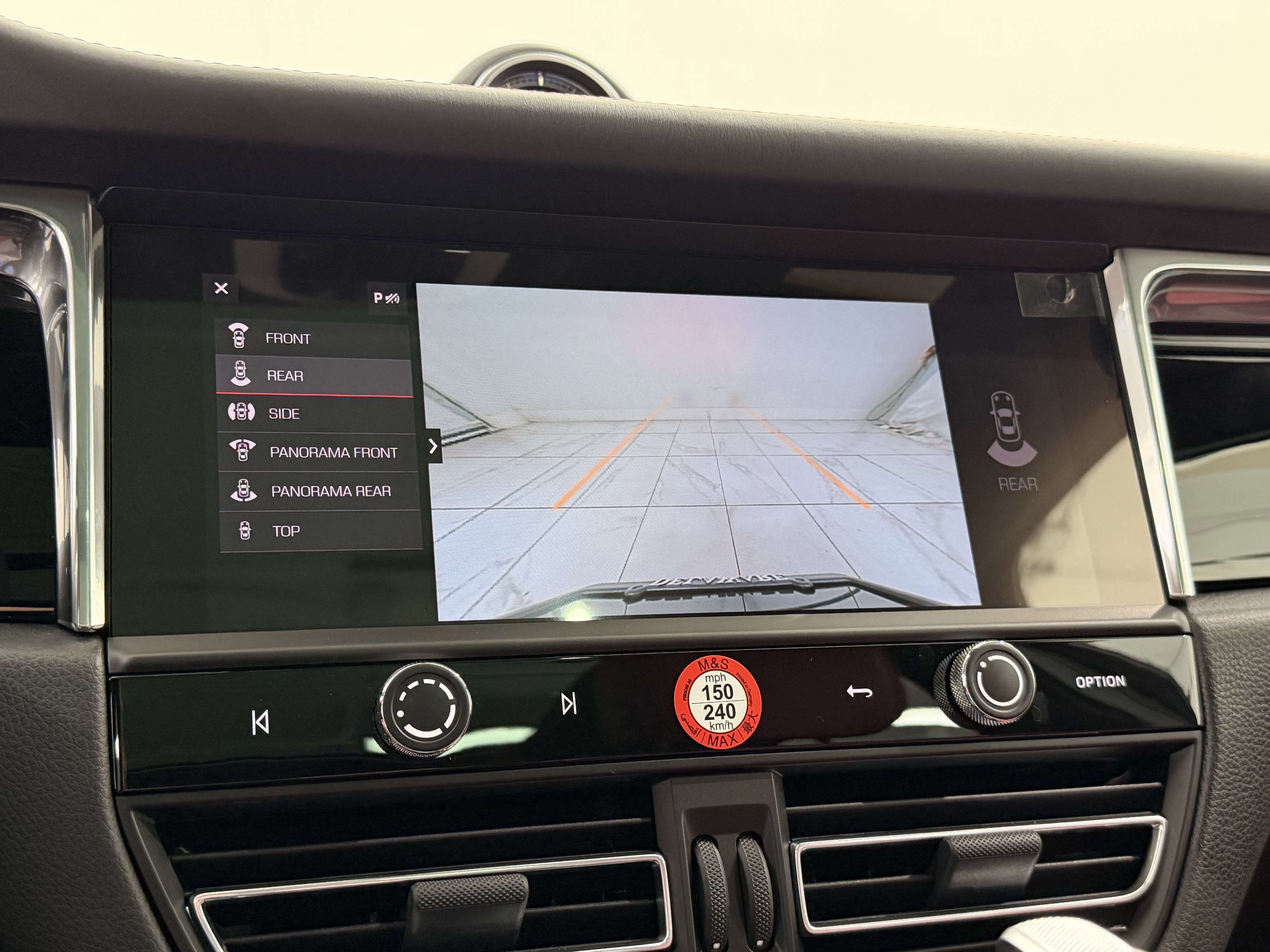 New 2026 Porsche Macan image 45